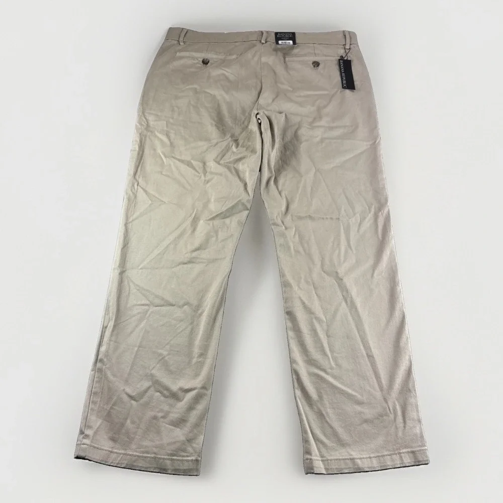 Banana Republic Chino Pants Mens 36x29 Beige Khakis Slacks Chinos Preppy Tan NEW